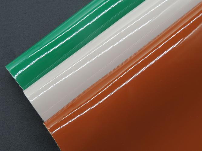 镜面材料厂家供应pu皮革人造革pvc皮革箱包鞋材多用途亮面平纹